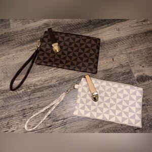 Geometric Patterned Brown and Cream Wristlet Set